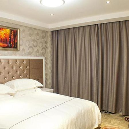 Sheng Du Hotel Yiwu  Exterior photo